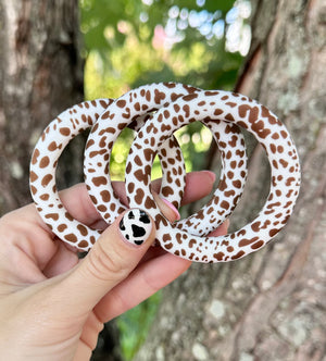 Brown cow print 65MM silicone ring